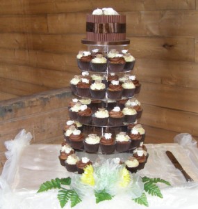 Wedding Dj Lamberhurst Wedding Cake Image