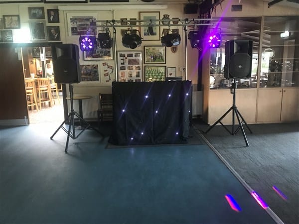 Gravesend Rugby Club Mobile Disco Setup (600 x 450)