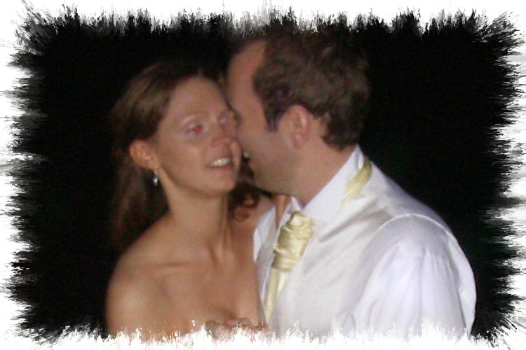 This image has an empty alt attribute; its file name is wedding-dj-750-500.jpg