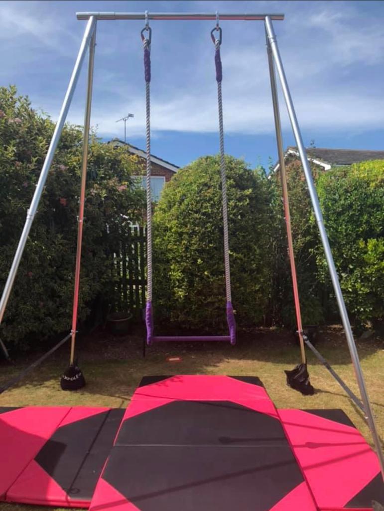 1 To 1 aerial lessons garden set up